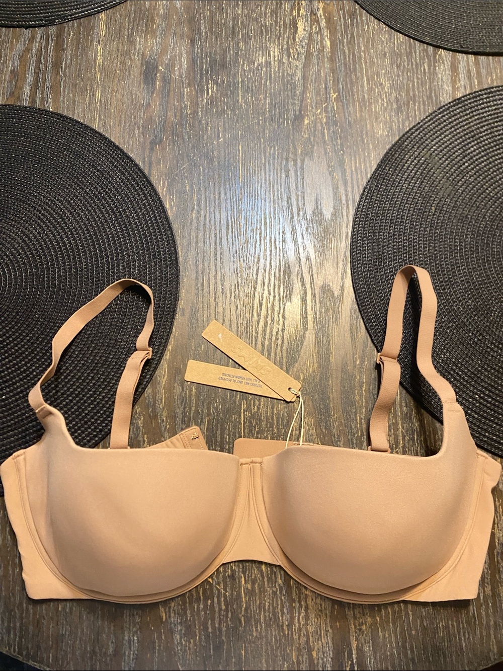 SKIMS Fits everybody lightly lined balconette Bra sienna size 38DD NWT